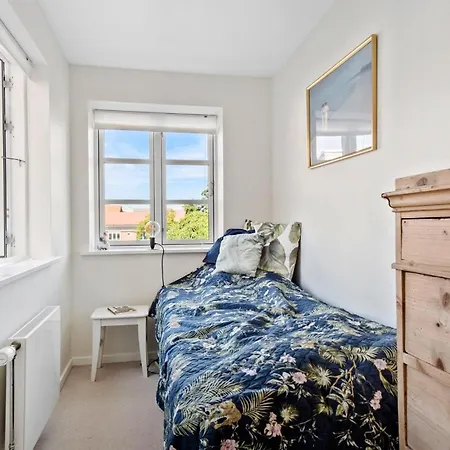 3 Bedroom Lovely In Prázdninový dům Fåborg